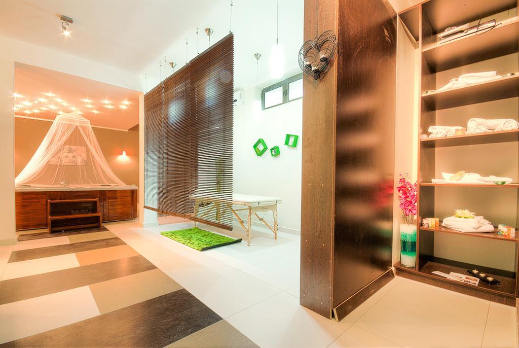 Domador Rooms & Apartments Bečići Luaran gambar