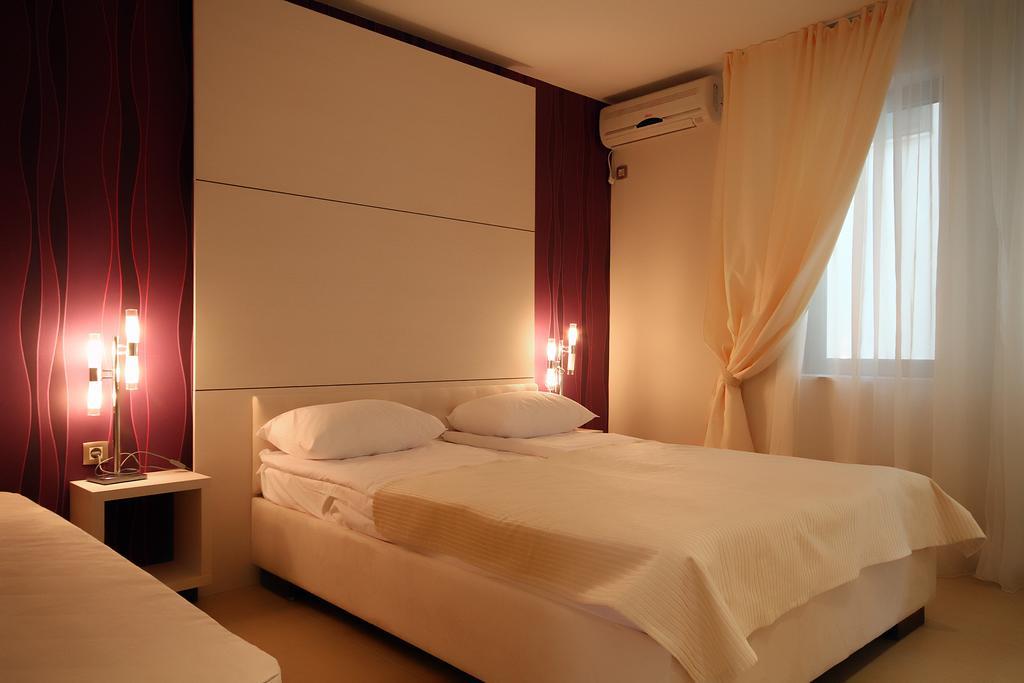 Domador Rooms & Apartments Bečići Luaran gambar
