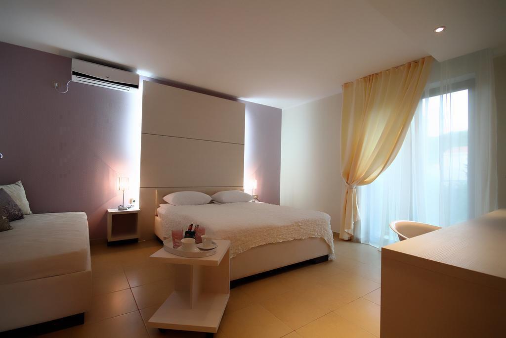 Domador Rooms & Apartments Bečići Luaran gambar