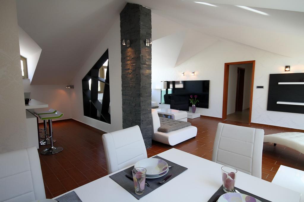 Domador Rooms & Apartments Bečići Luaran gambar