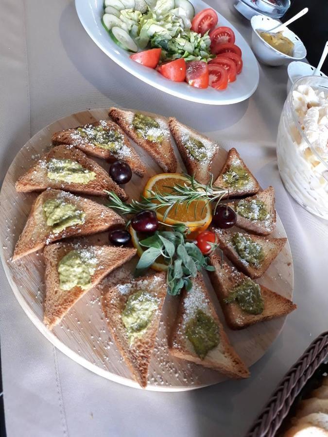 Domador Rooms & Apartments Bečići Luaran gambar